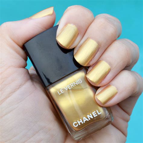 chanel chaine d'or nail polish|chanel nail colours uk.